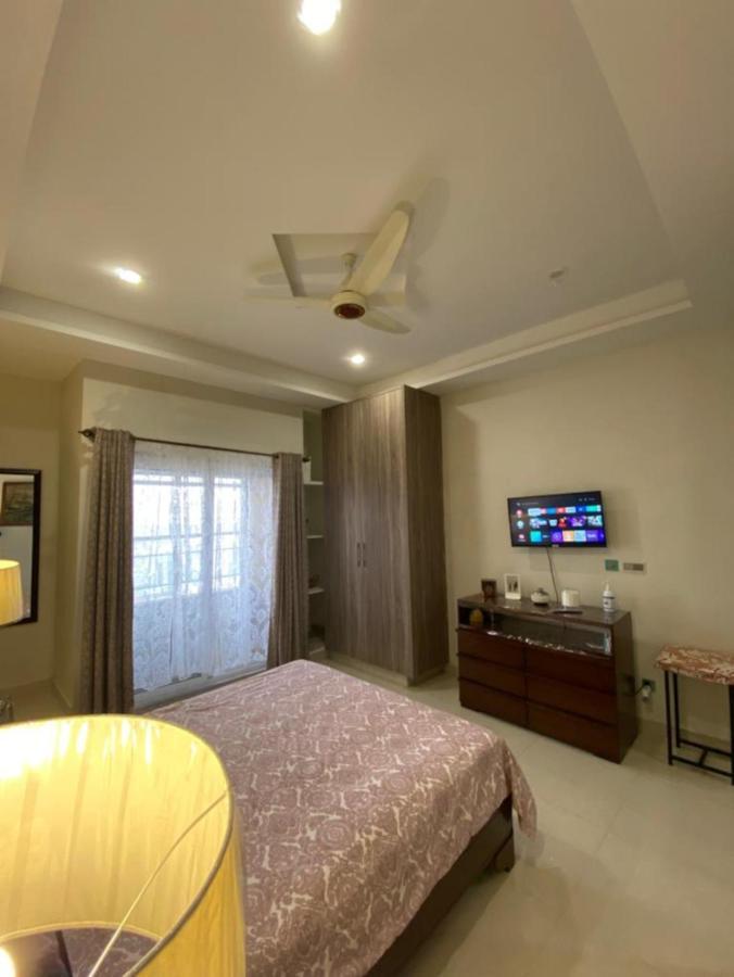 The River View Apartment Rawalpindi Exteriör bild